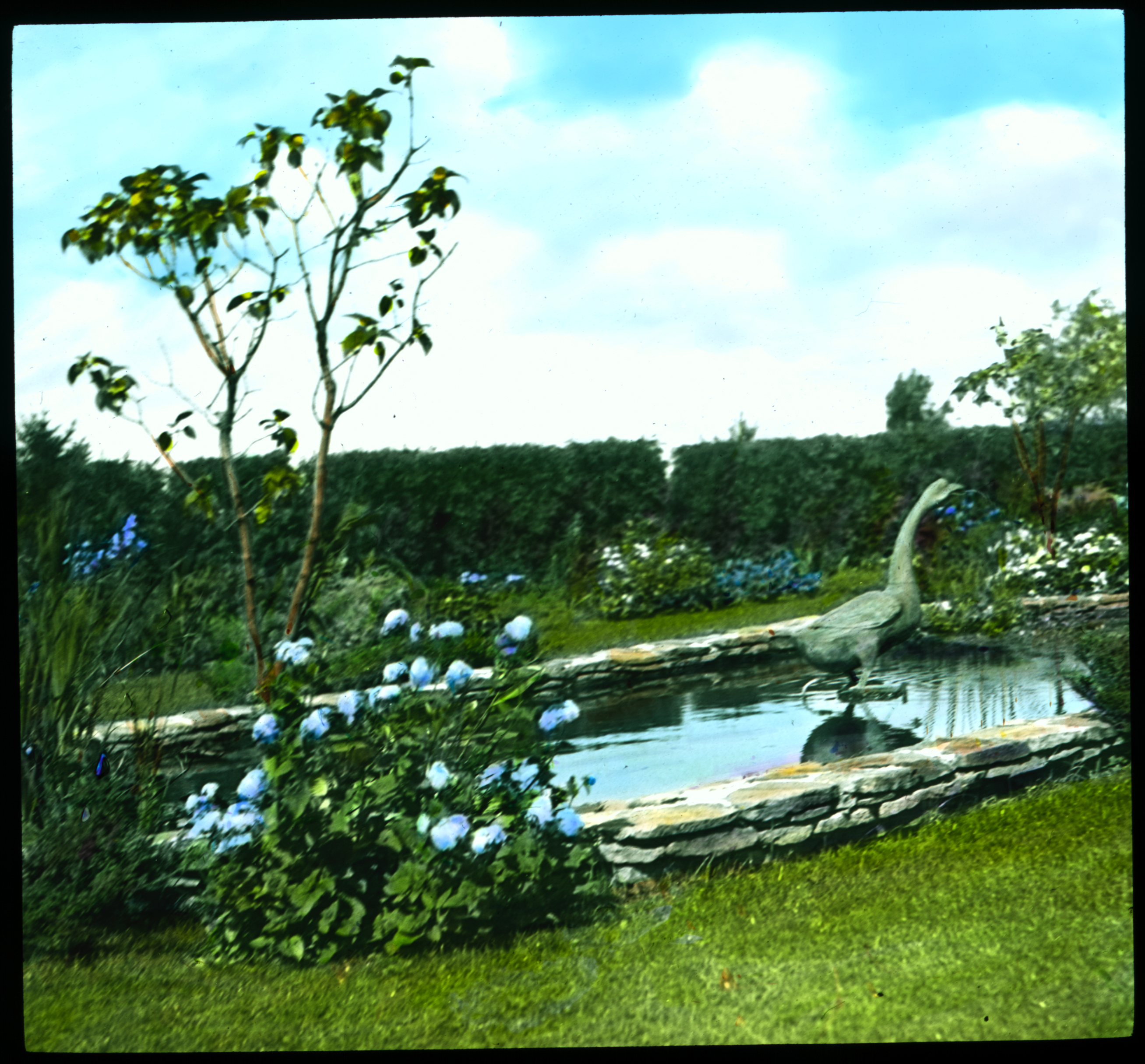 140 Mrs Arthur W. Thompson, Ligonier, Pa