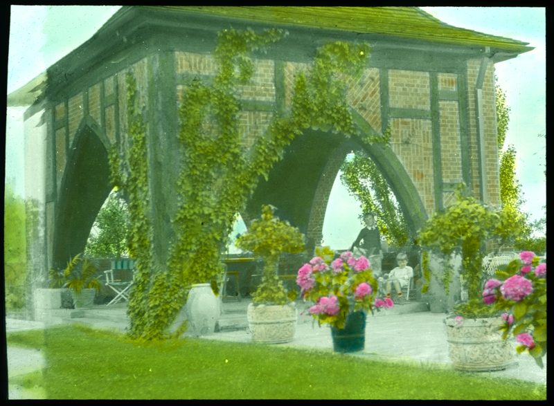 155 Mrs Alexander Laughlin Jr., Allegheny Garden Club